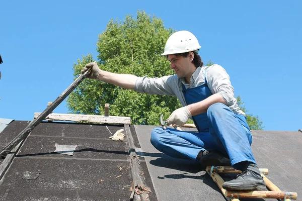 Avoiding Common Mistakes in Collegeville Roof Replacement Projects