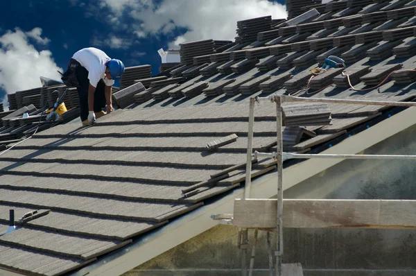 How Regular Maintenance Reduces the Need for Roof Repairs