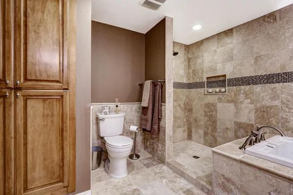 Make Your Bathroom Shine with Olney’s Remodeling Professionals